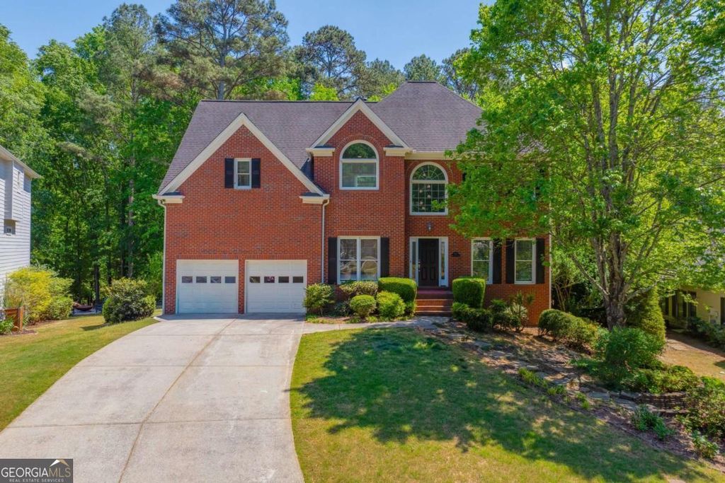 Photo of 515 Misthaven Court, Suwanee, GA 30024 (MLS # 10740034)