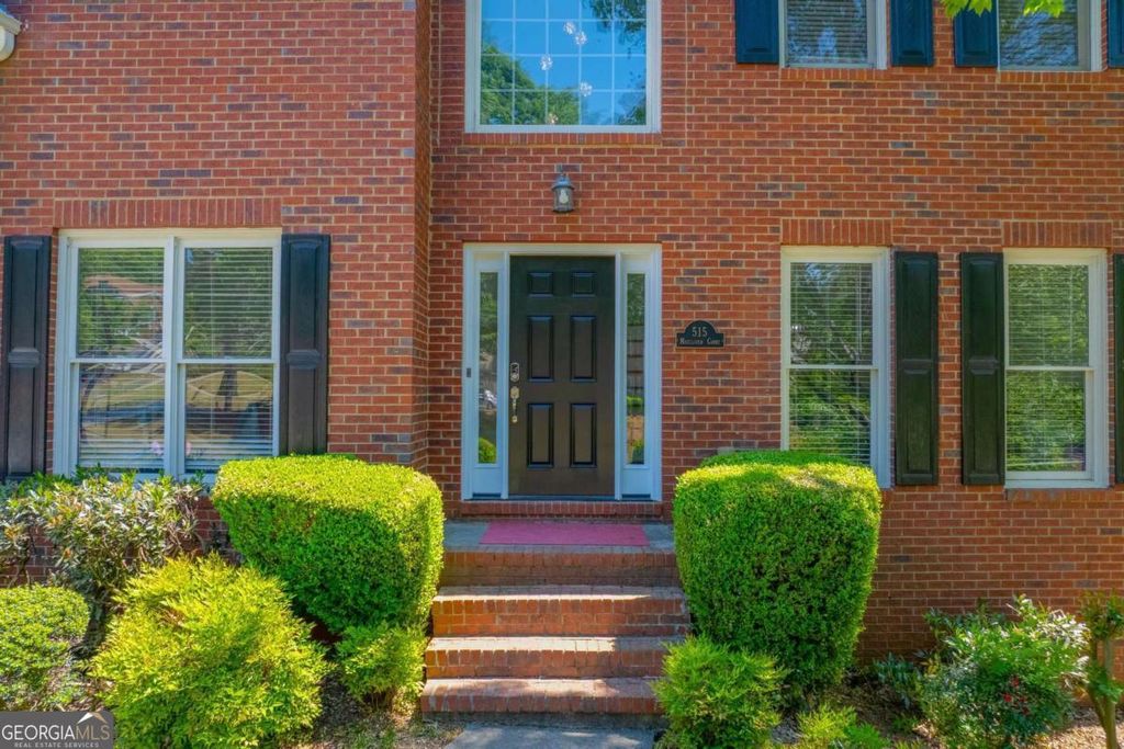 Photo of 515 Misthaven Court, Suwanee, GA 30024 (MLS # 10740034)