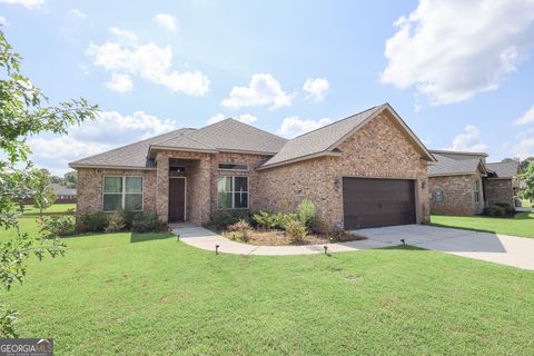 Photo of 110 Gwendolyn Avenue, Perry, GA 31069 (MLS # 10623390)