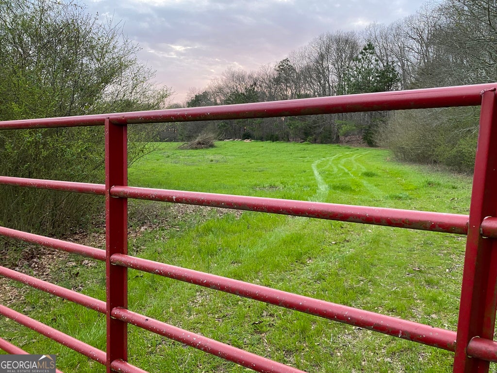 Photo of 0 Maxwell Mill Road, Dewy Rose, GA 30634 (MLS # 10877344)