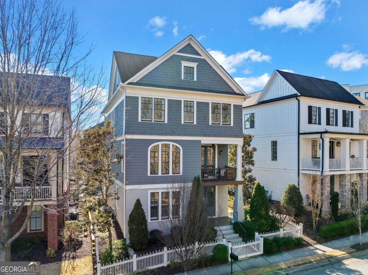 203 Hubbard RD