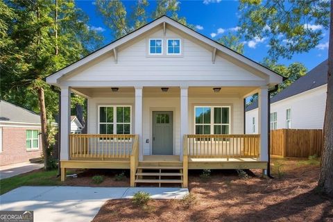 1041 White Oak AVE SW Atlanta GA 30310