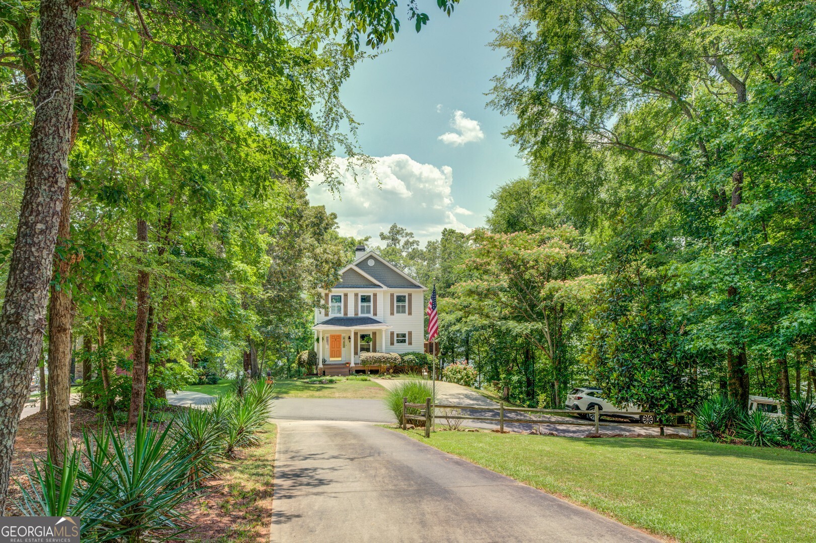 265 Shoreline DR