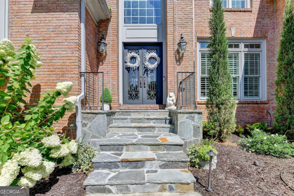 6995 Laurel Oak DR