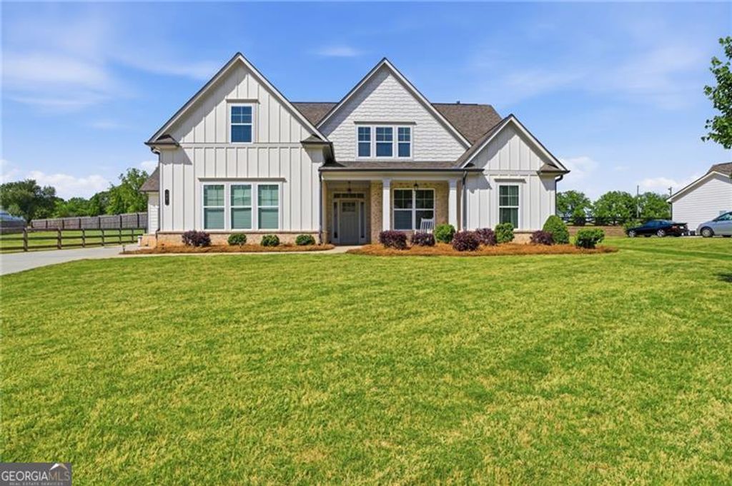Photo of 77 Wallace Drive, Winder, GA 30680 (MLS # 10757924)