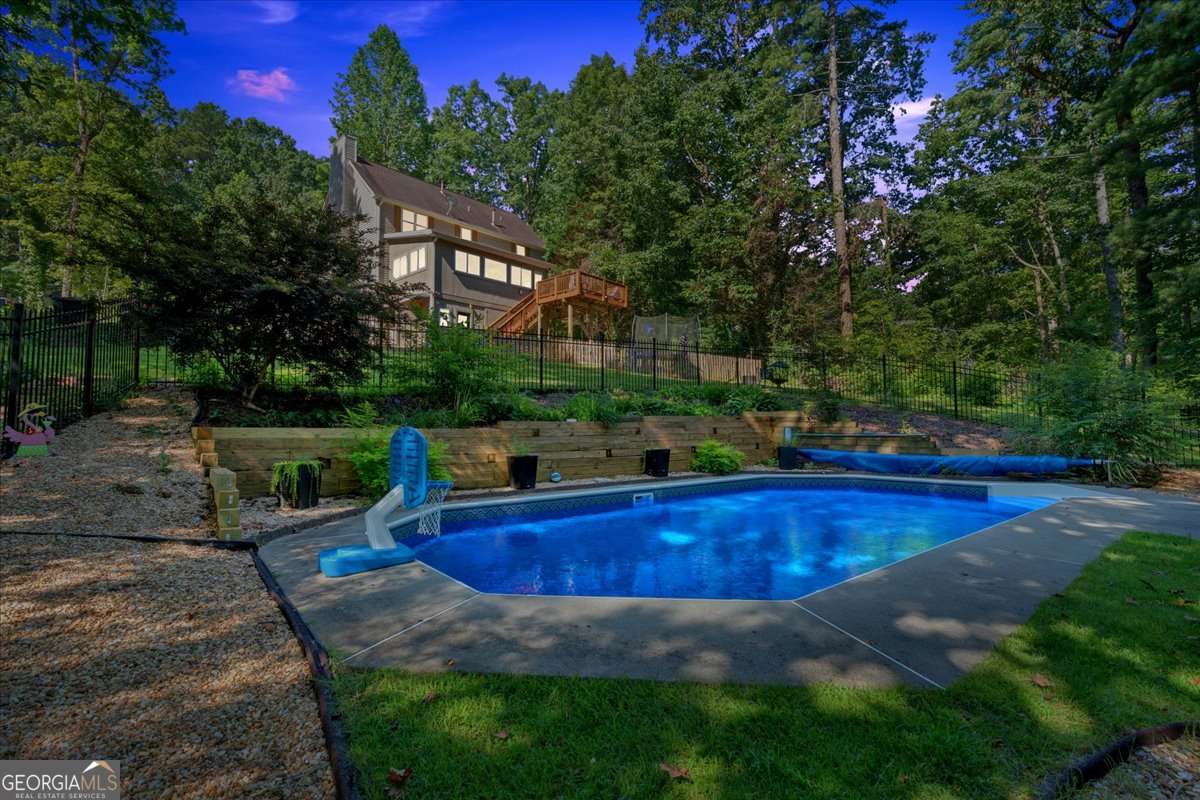 3044 Cypress CV