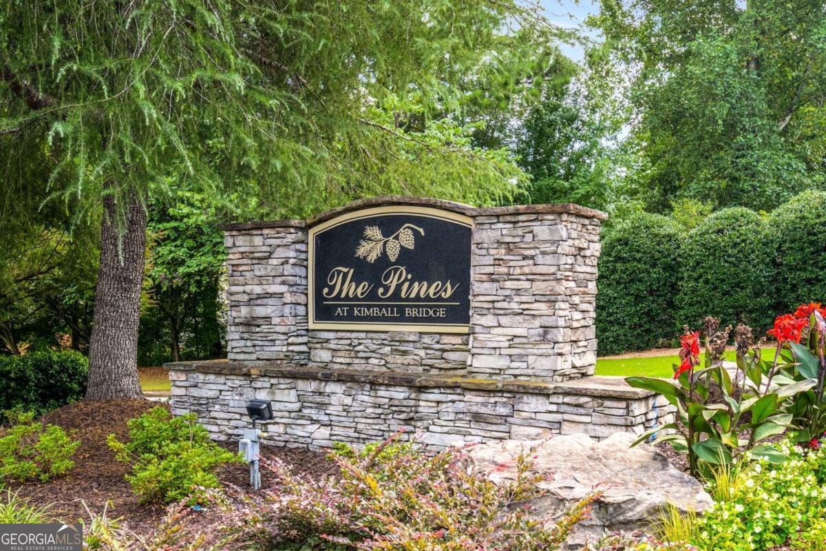 4315 Pinewalk DR