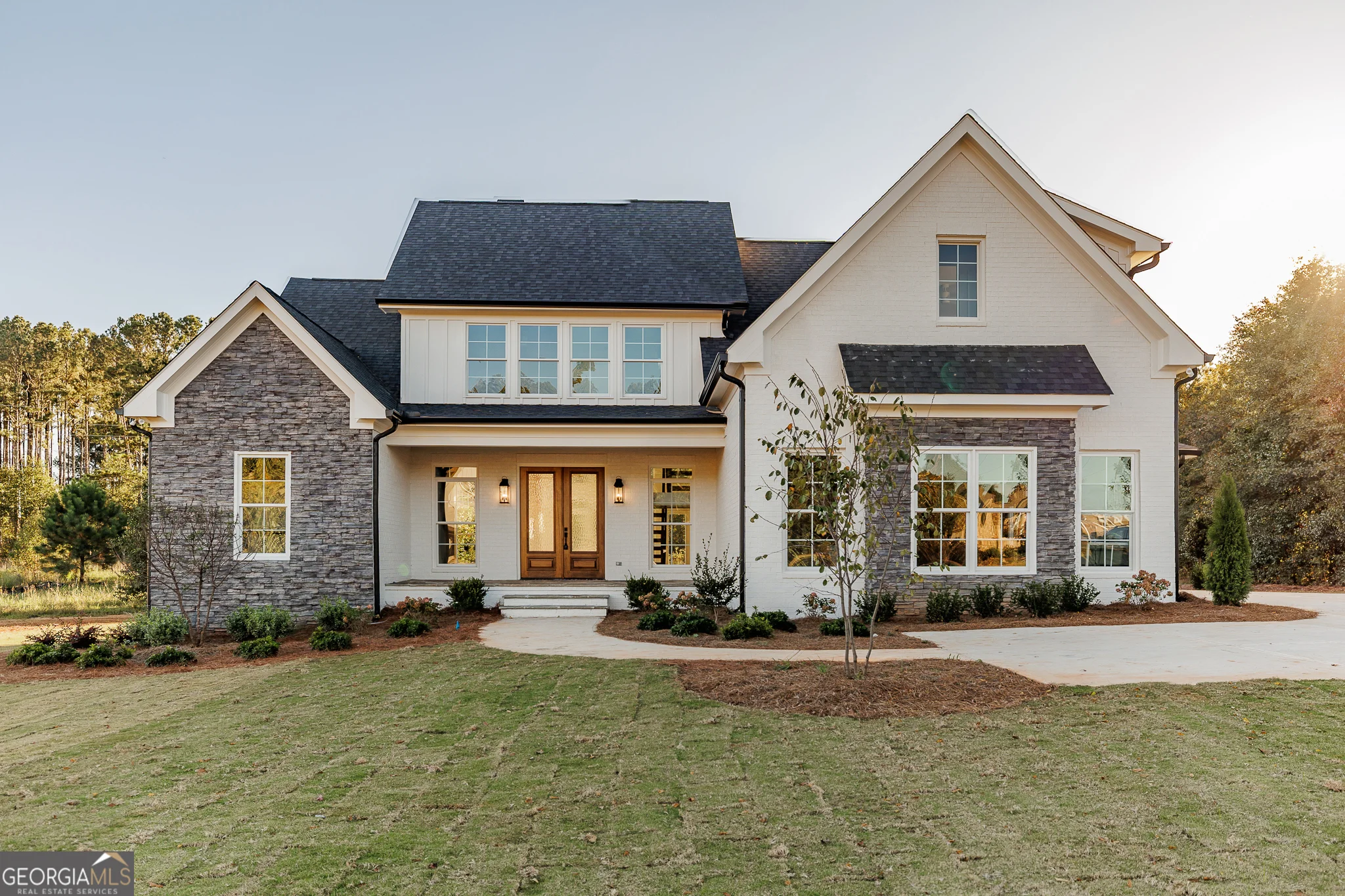 1100 Manjula Lane