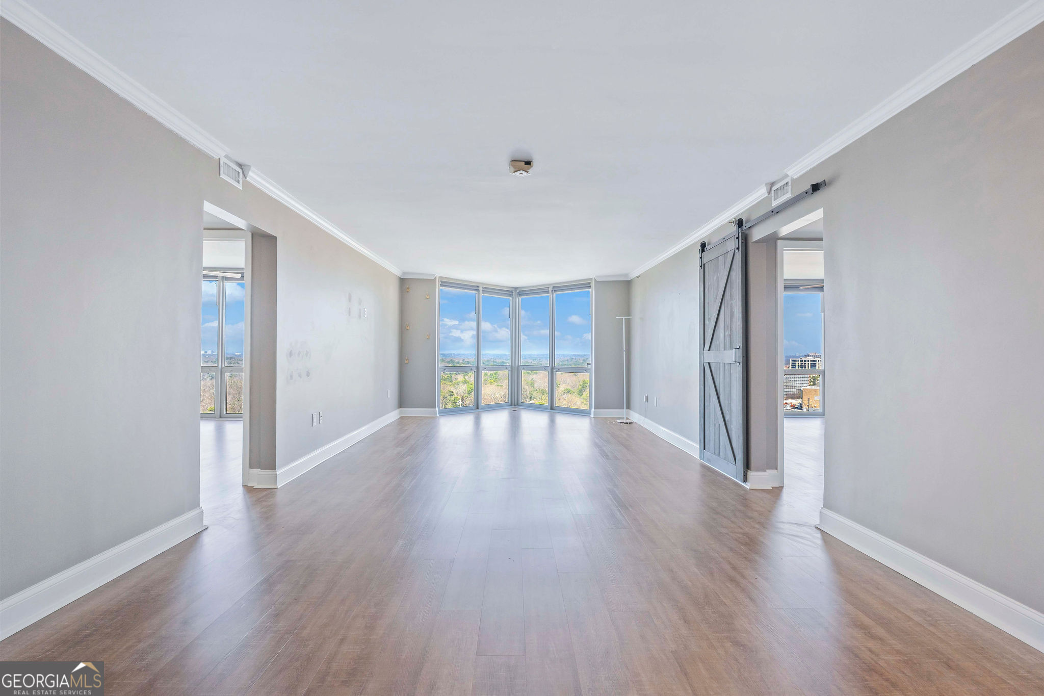 2870 Pharr Court South NW