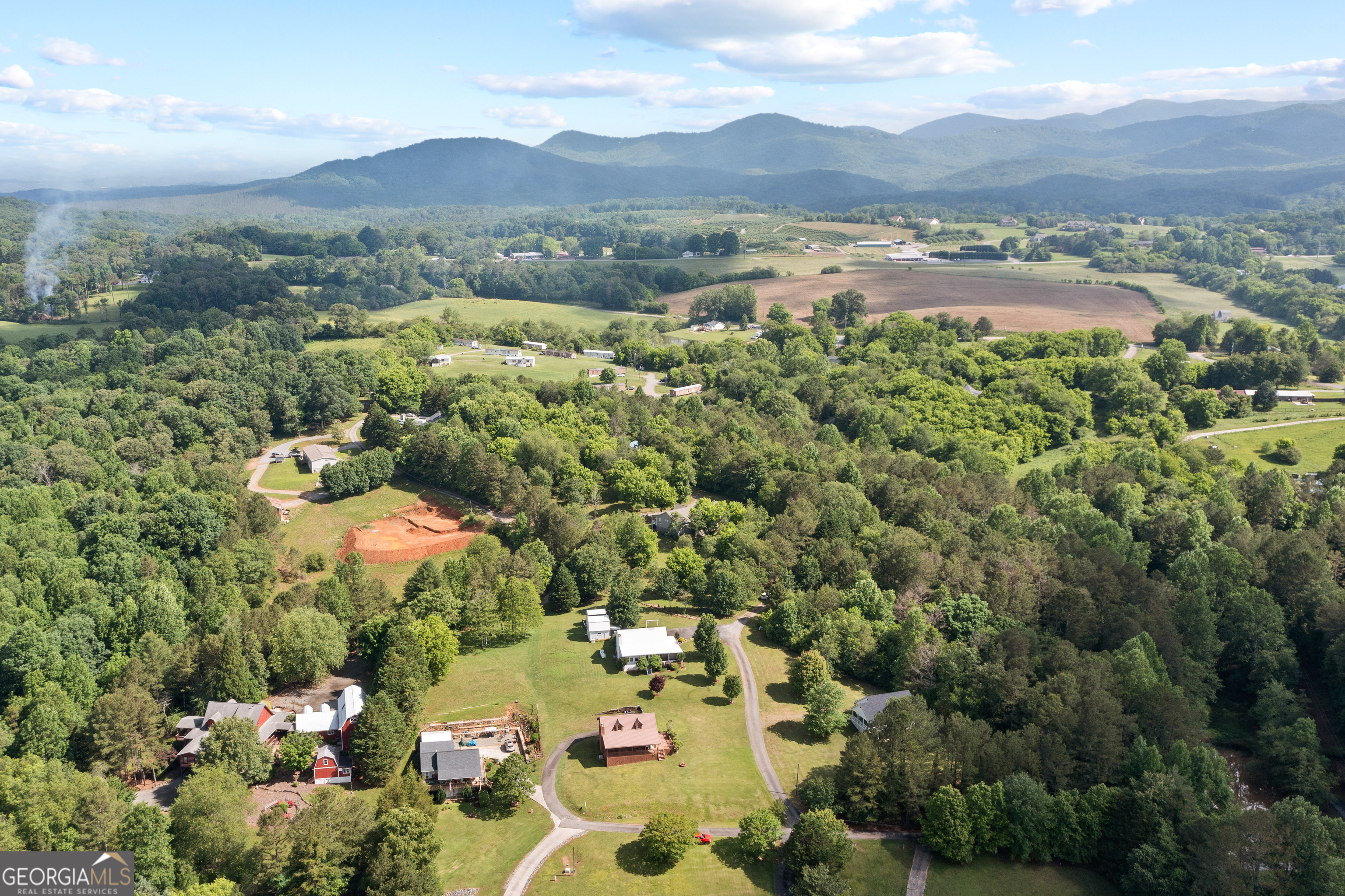 284 Riveredge DR
