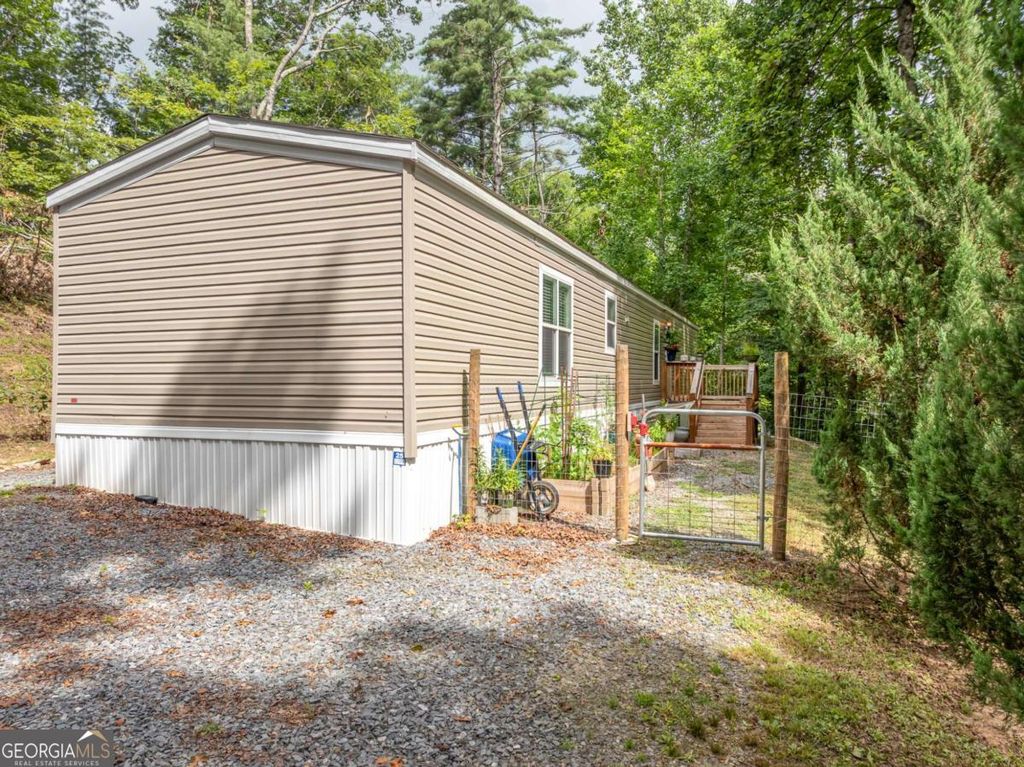 Photo of 160 Southern Pines Drive, Ellijay, GA 30540 (MLS # 10731274)