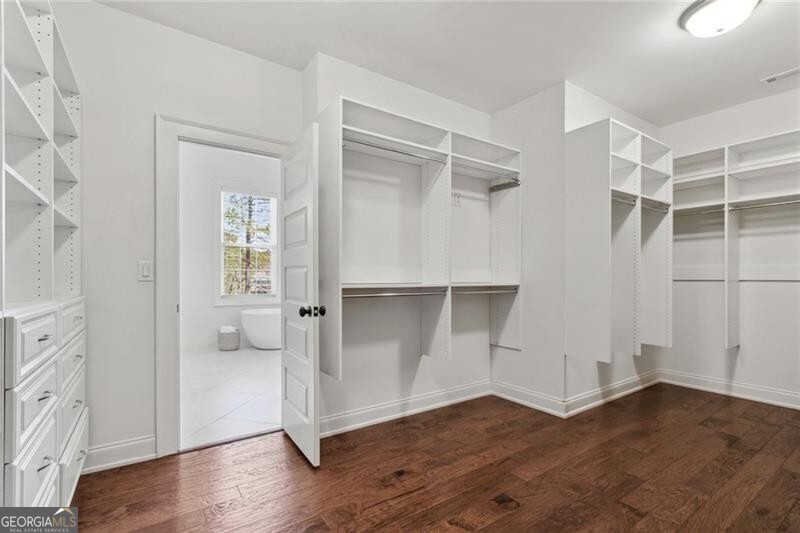 FIVE LAKESIDE - Residential Lease