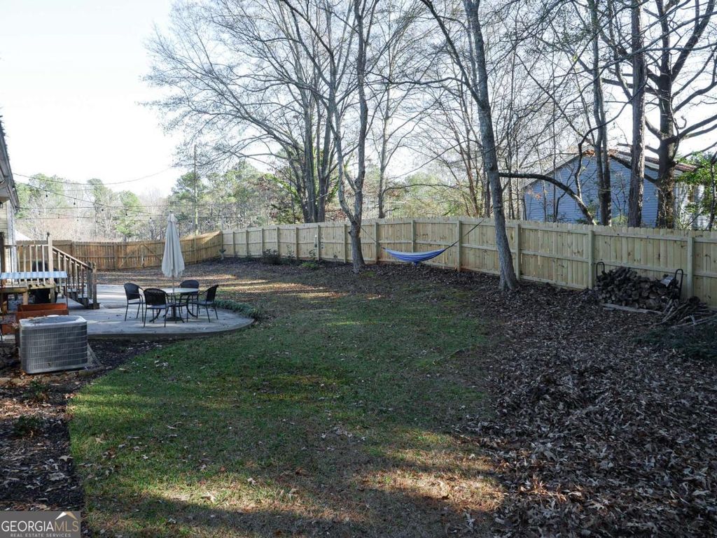 Photo of 370 Ridgeview Drive, Auburn, GA 30011 (MLS # 10657758)