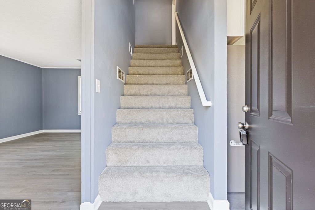 Photo of 11 Hawk Road NW, Cartersville, GA 30121 (MLS # 10758951)