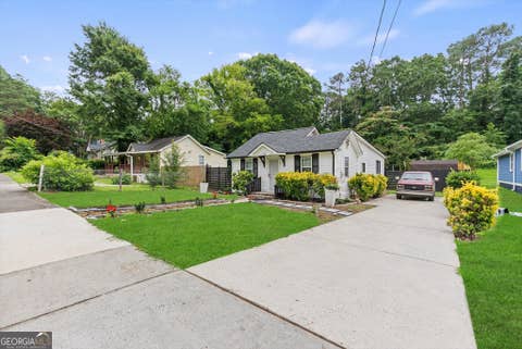 Photo of 2100 Tiger Flowers Drive, Atlanta, GA 30314 (MLS # 10780682)