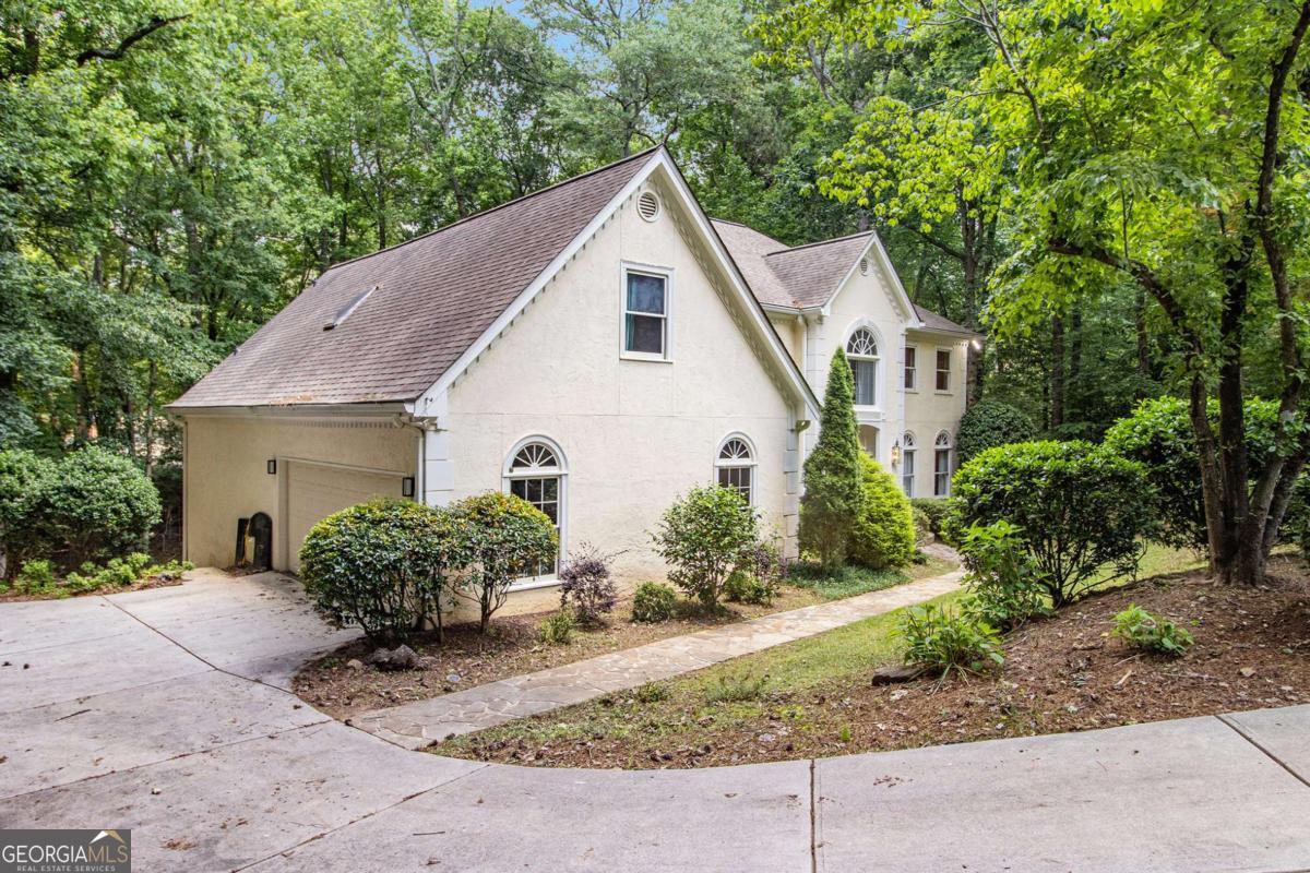 8255 Habersham Waters RD