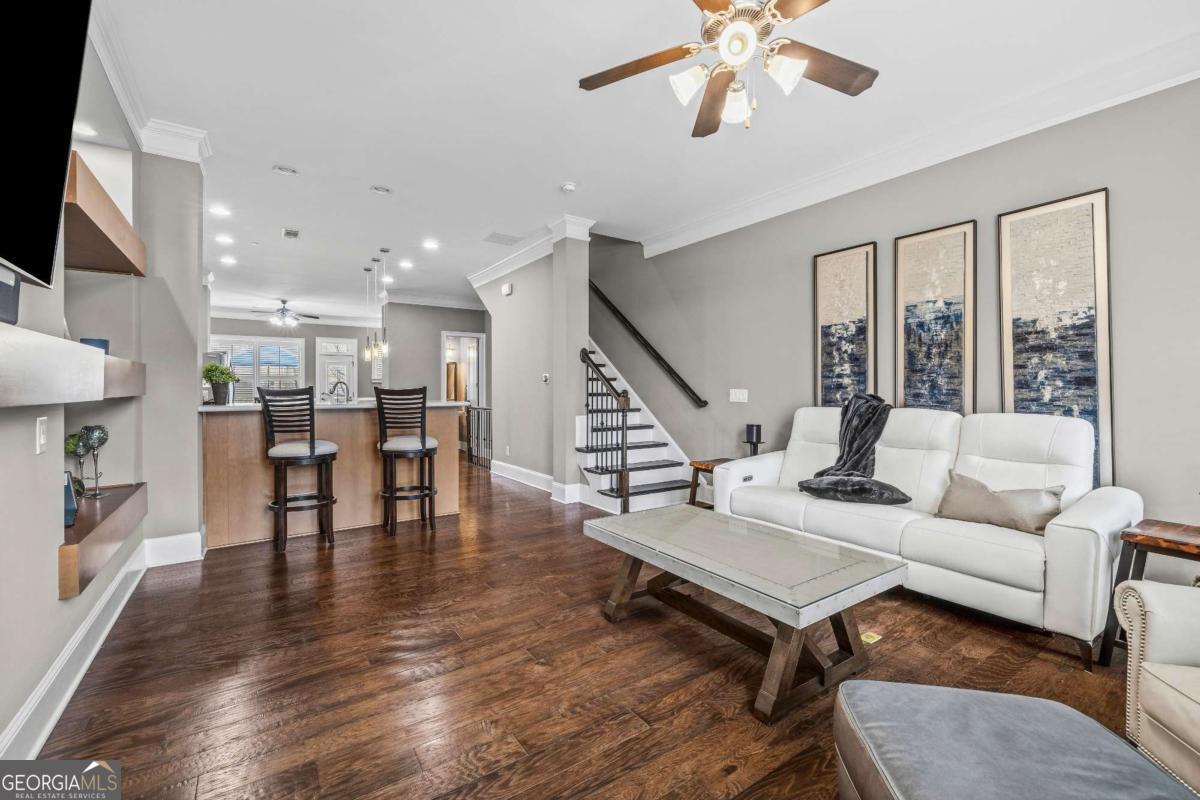 307 Alderwood LN 307