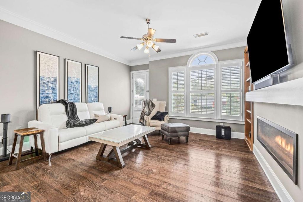 Photo of 307 Alderwood Lane #307, Sandy Springs, GA 30328 (MLS # 10714085)