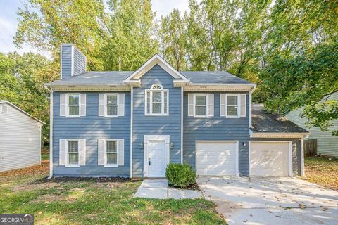 Photo of 707 Greenhedge Drive, Stone Mountain, GA 30088 (MLS # 10616740)