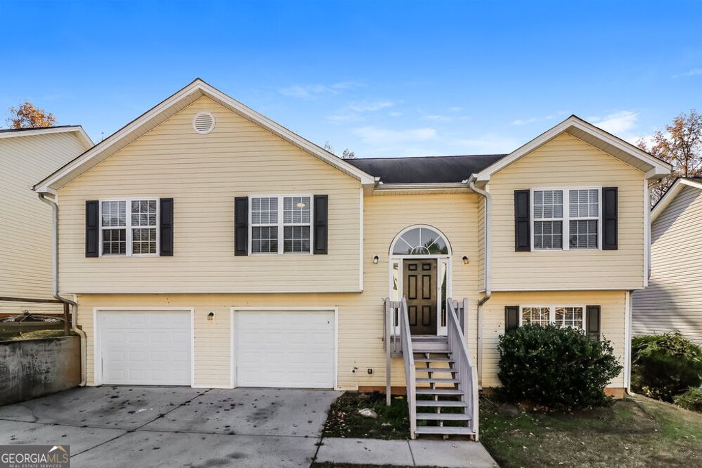 Photo of 205 Ashland Manor Drive, Lawrenceville, GA 30045 (MLS # 10673957)