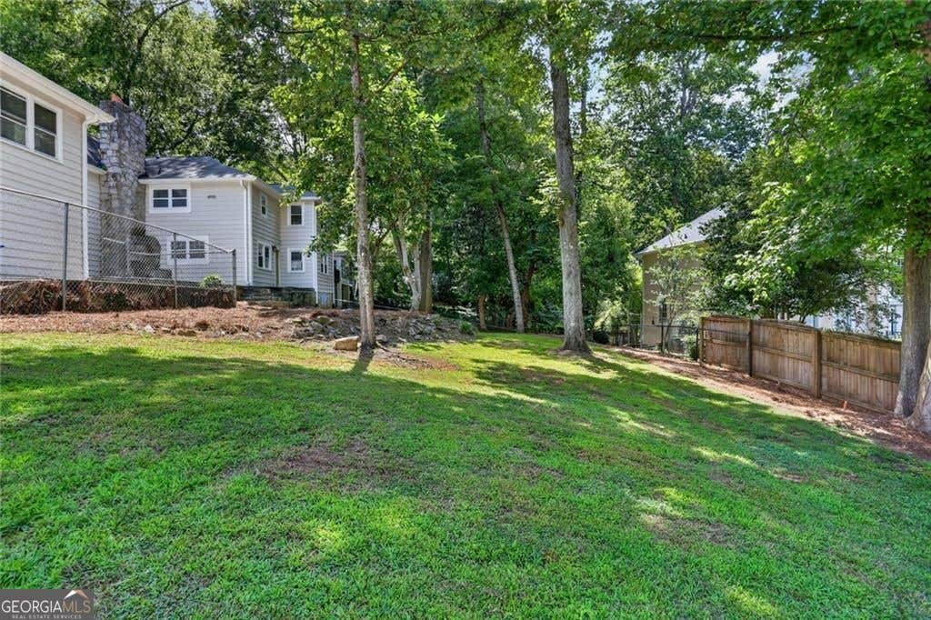 Photo of 1220 Roxboro Drive NE, Atlanta, GA 30324 (MLS # 10810749)