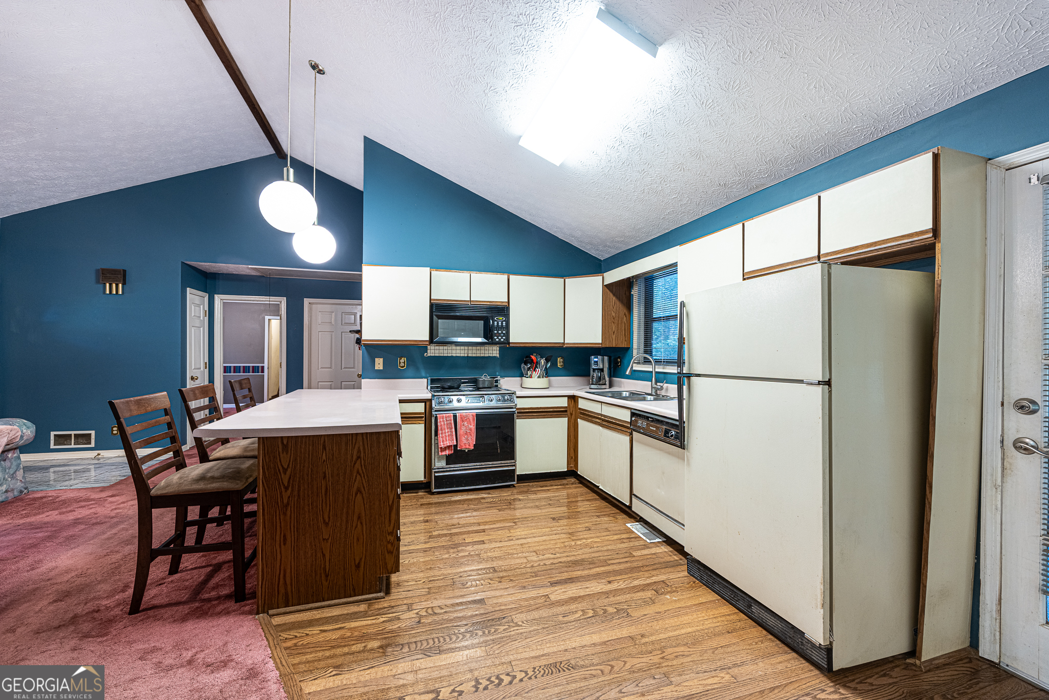 Pine Lake, Georgia 30072, United States, 3 Bedrooms Bedrooms, ,3 BathroomsBathrooms,Residential,Active,132531