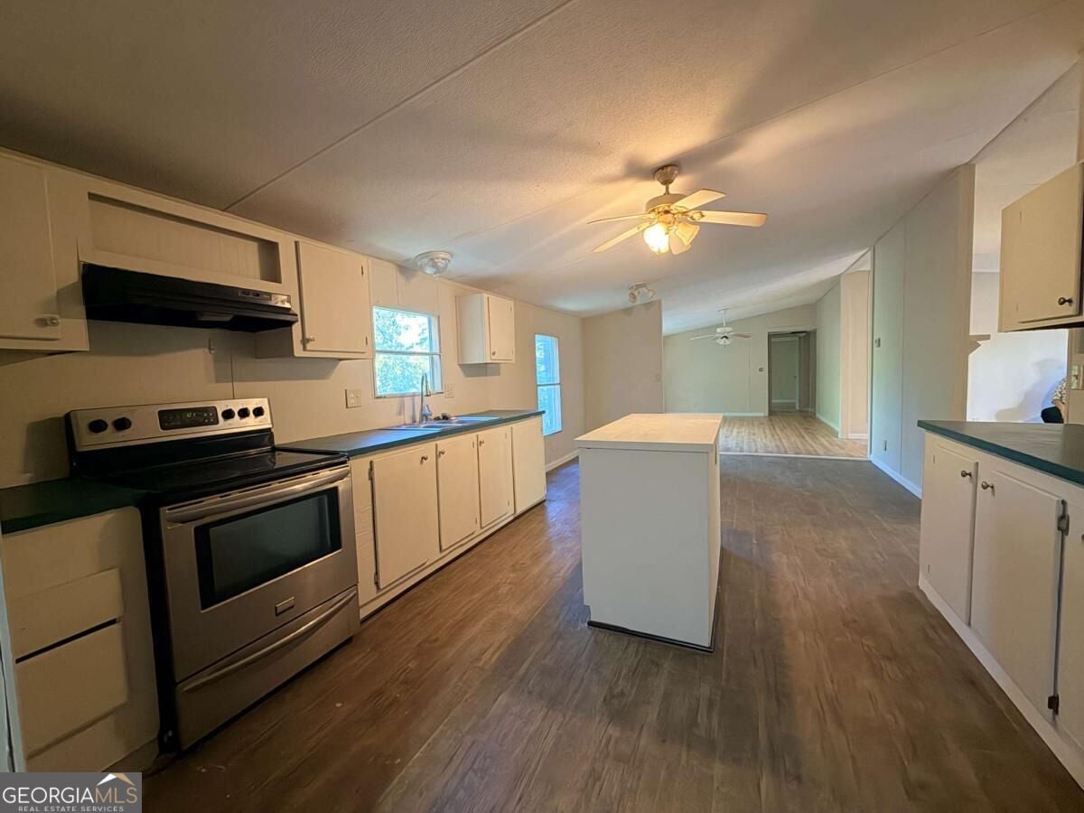 111 E Blue Branch RD SW