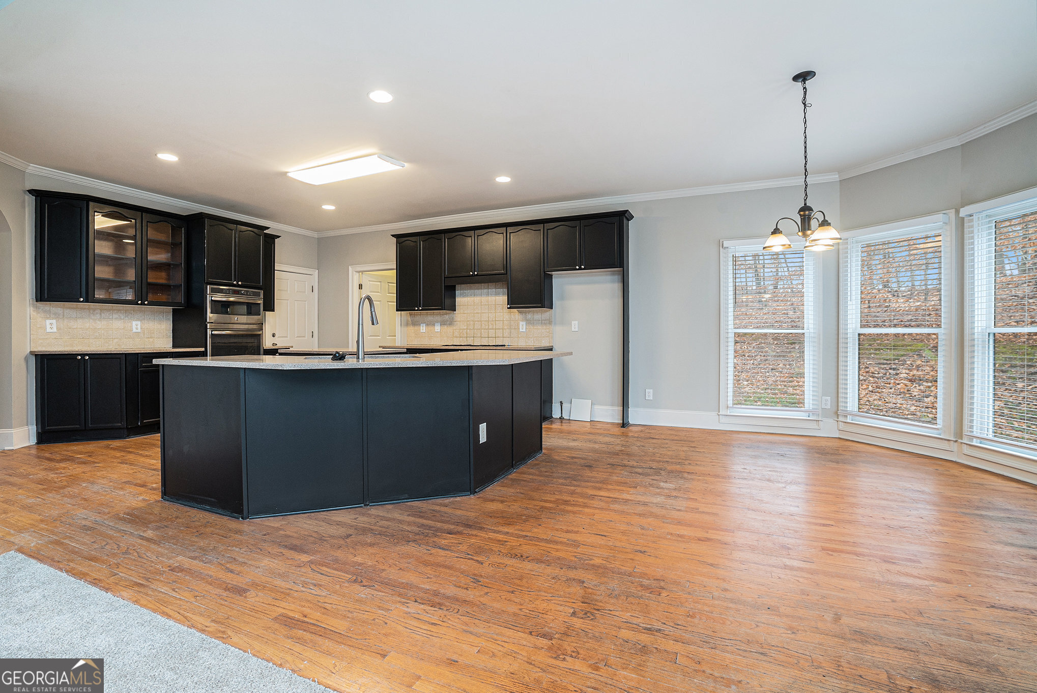 3502 Crown Peak CT