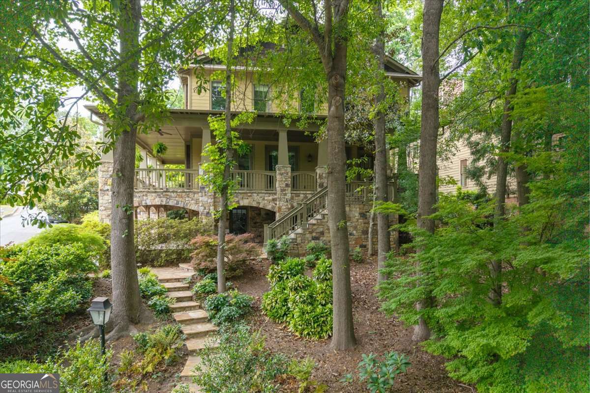 1370 Rock Springs CIR NE