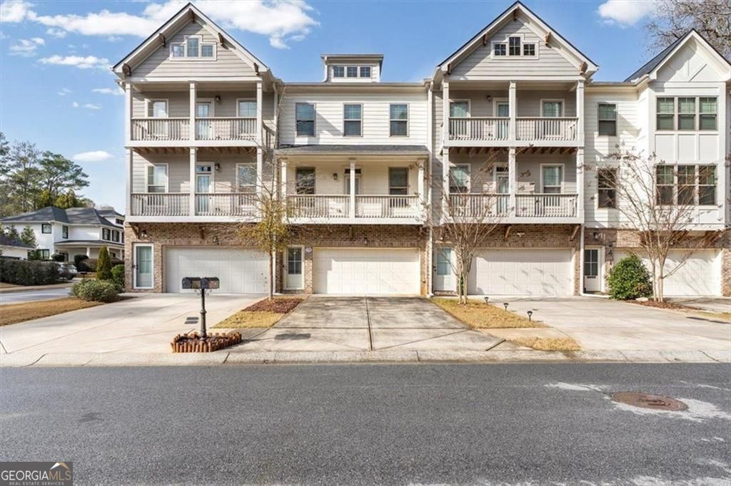 2415 Misty Hollow PL