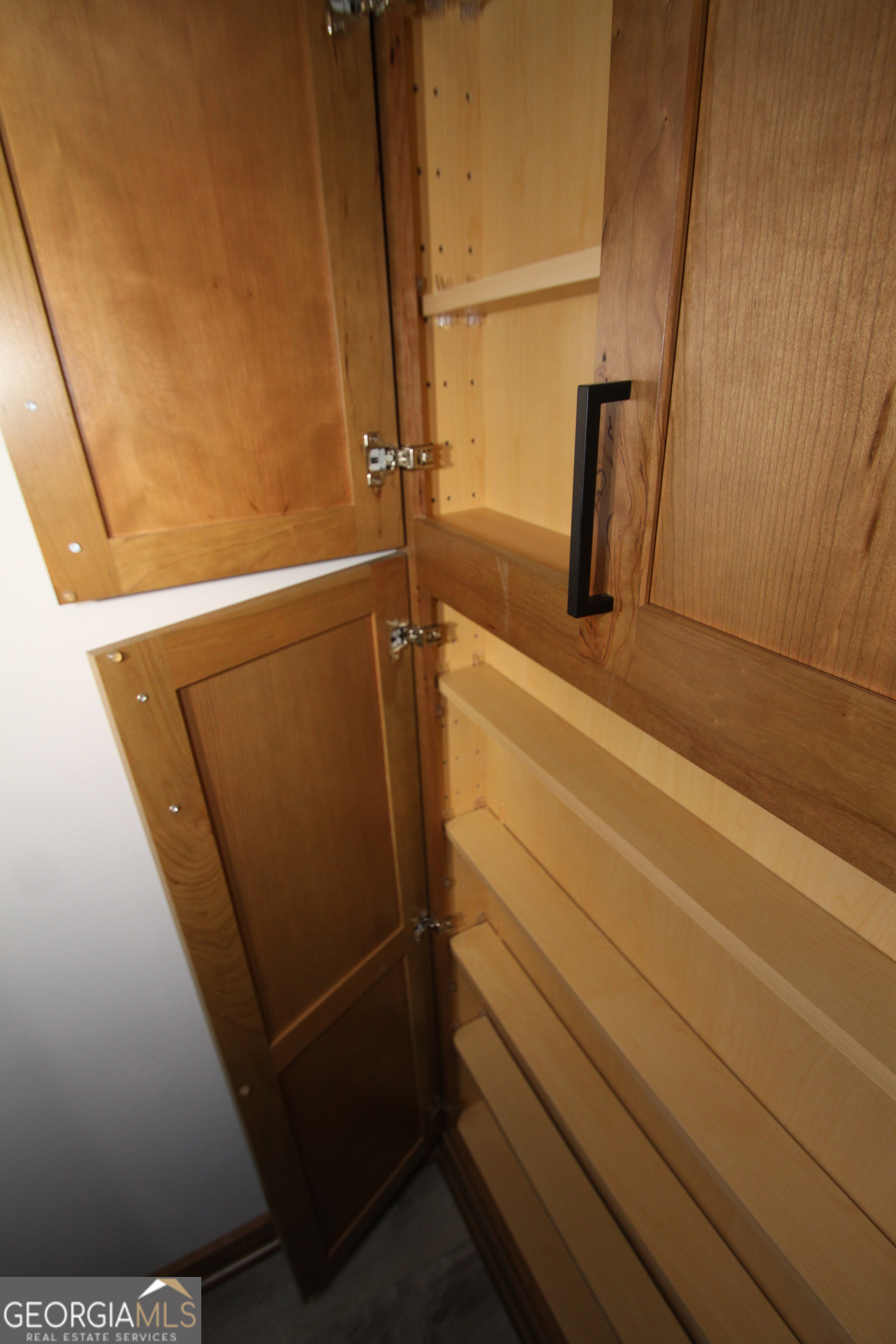 Sandy Springs, Georgia 30328, United States, 2 Bedrooms Bedrooms, ,2 BathroomsBathrooms,Residential,Active,84350