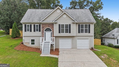 Photo of 16 Bay Court SW, Cartersville, GA 30120 (MLS # 10851807)