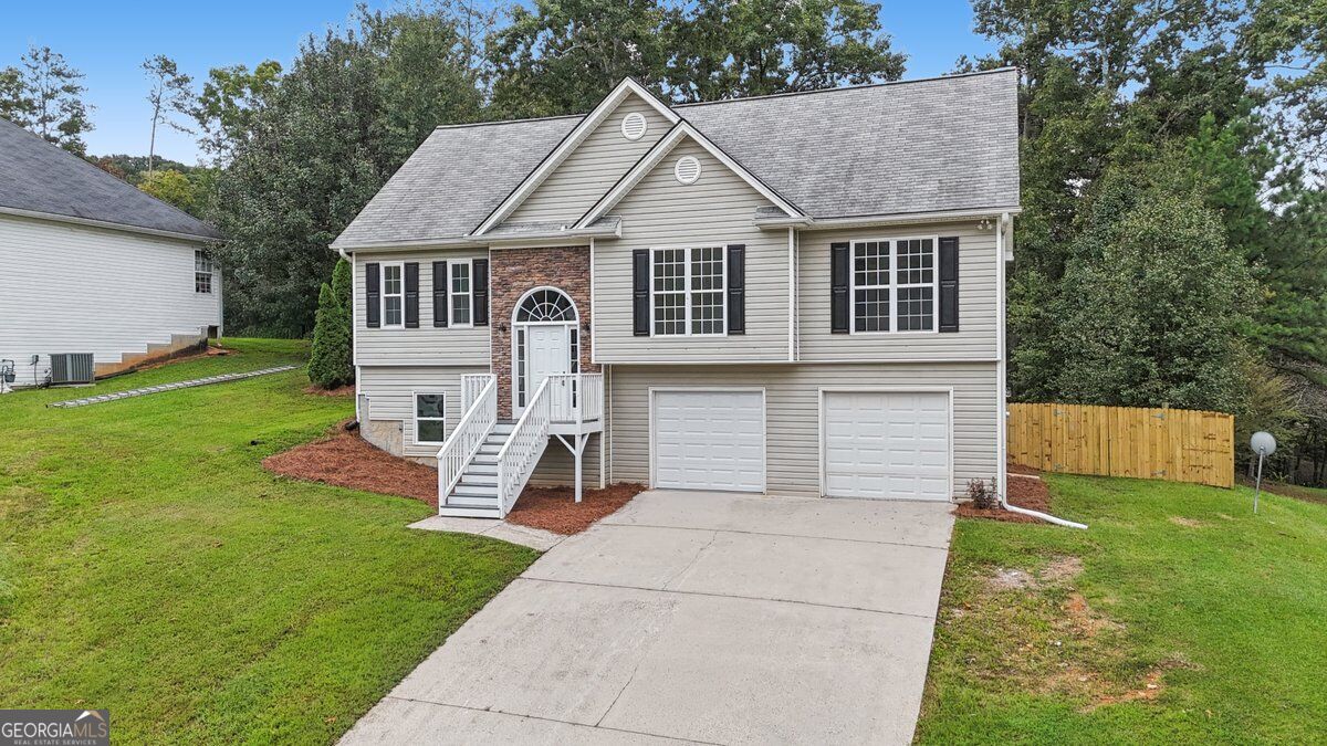 16 Bay CT SW