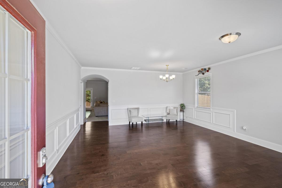 5670 Walnut Mill LN