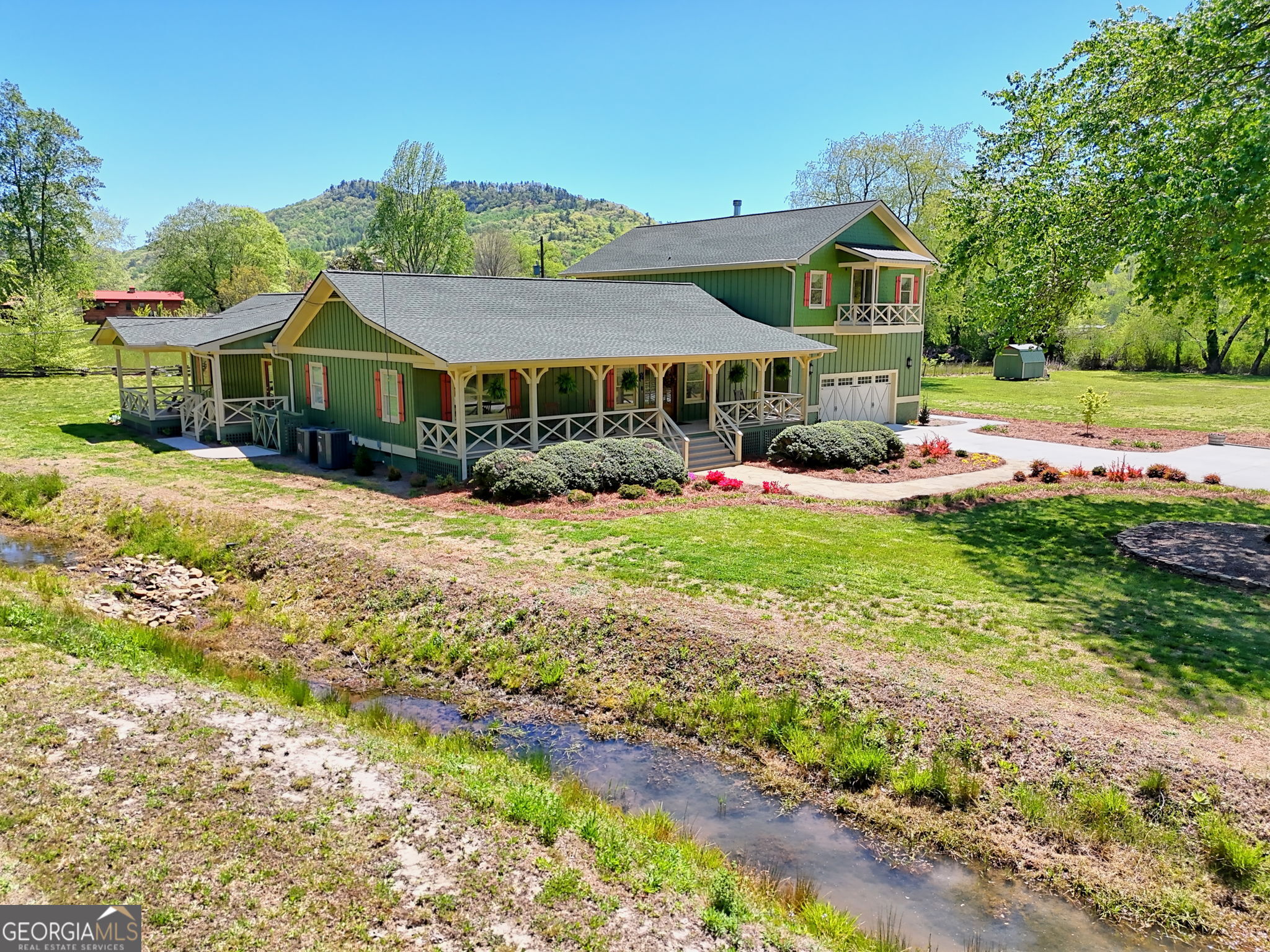 784 Wolffork Church RD