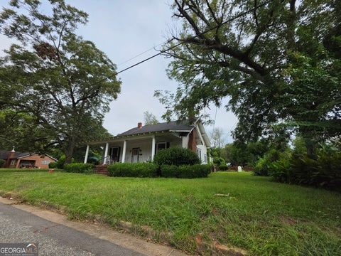 Photo for 622 6th AVE NE