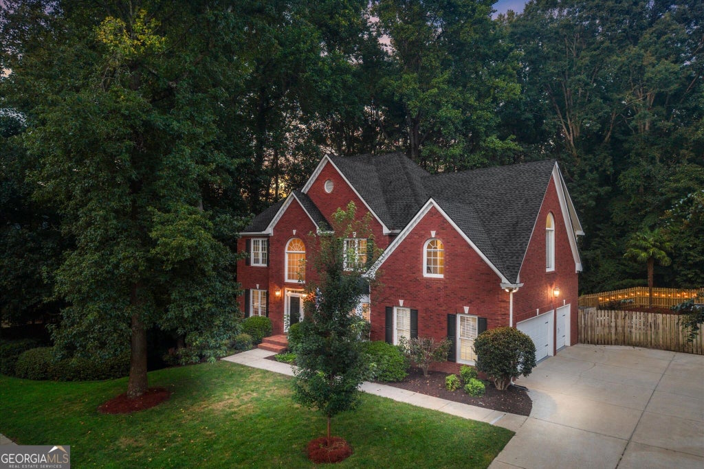 Photo of 192 Brook Lane, Roswell, GA 30075 (MLS # 10821184)