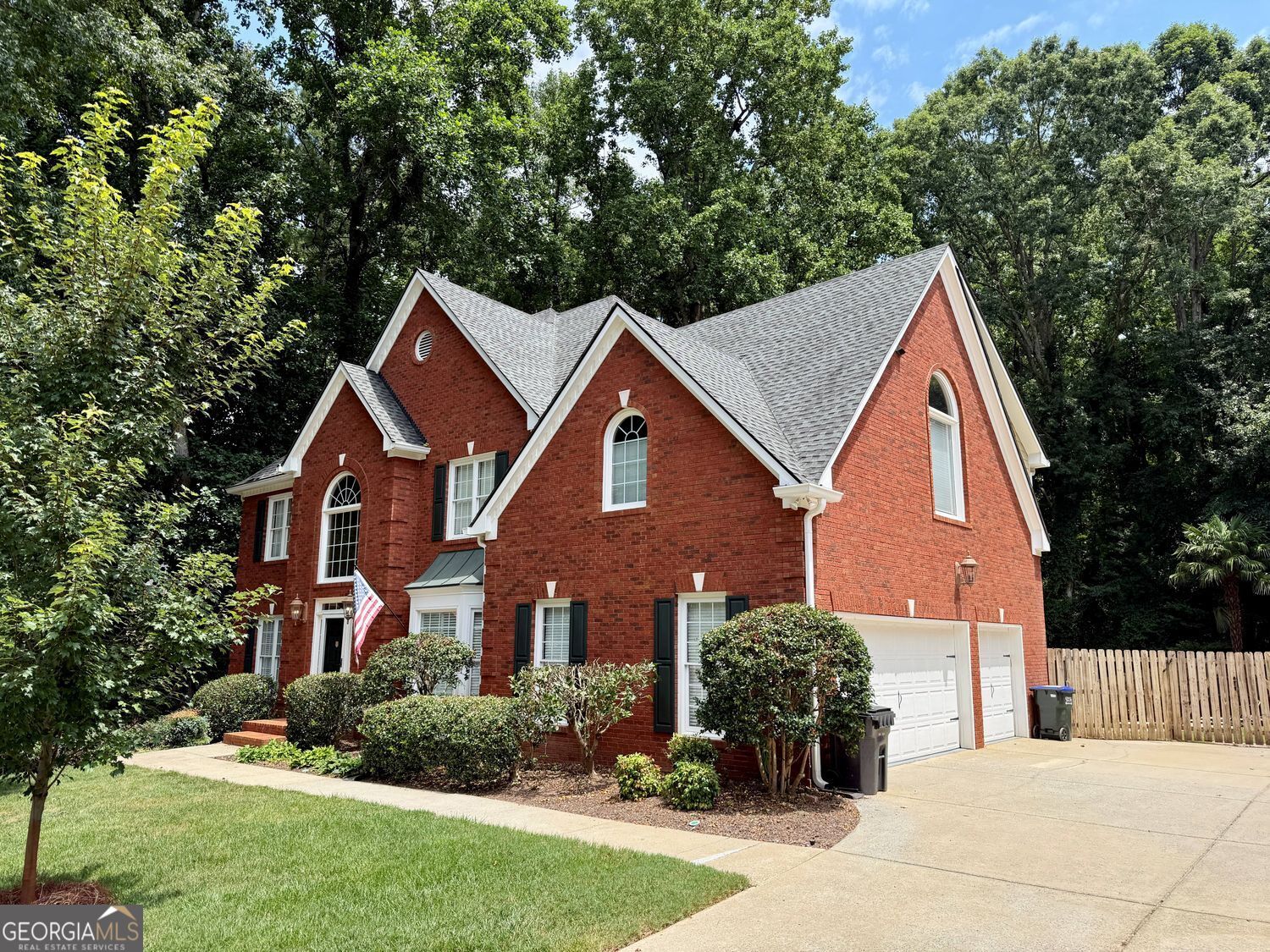 192 Brook LN