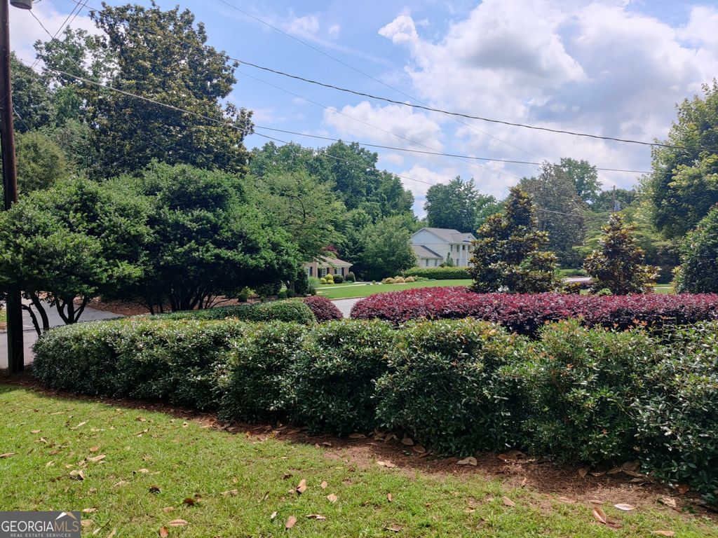 Photo of 7640 Ryefield Drive, Sandy Springs, GA 30350 (MLS # 10703345)