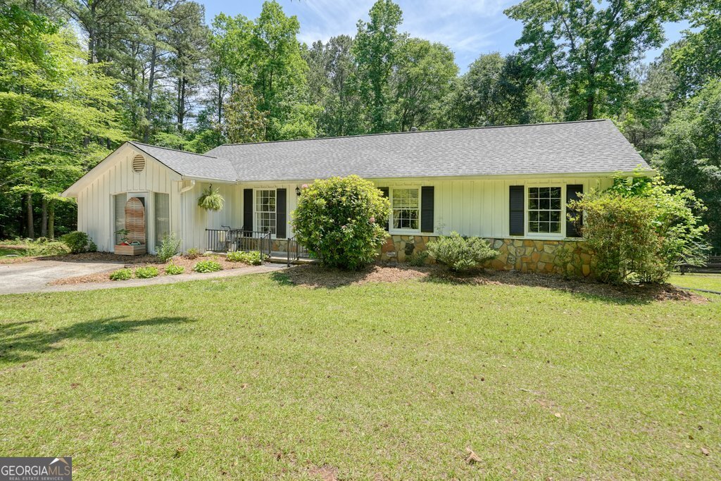 367 Bradshaw LN