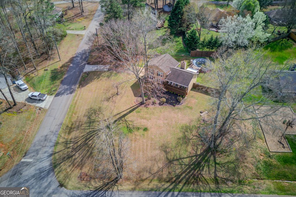 Photo of 1521 Hunters Cove, Auburn, GA 30011 (MLS # 10709534)