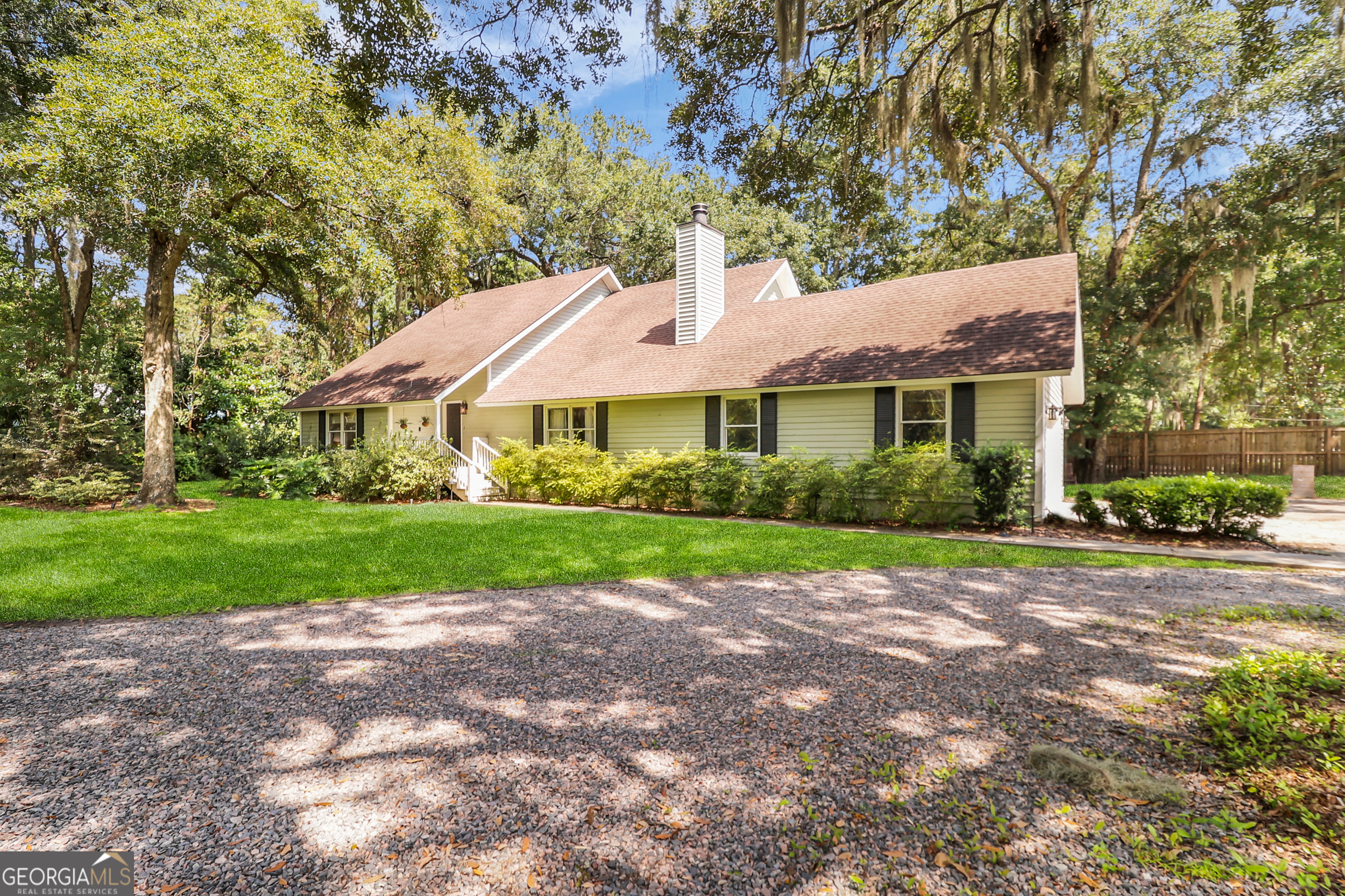1024 Walthour RD