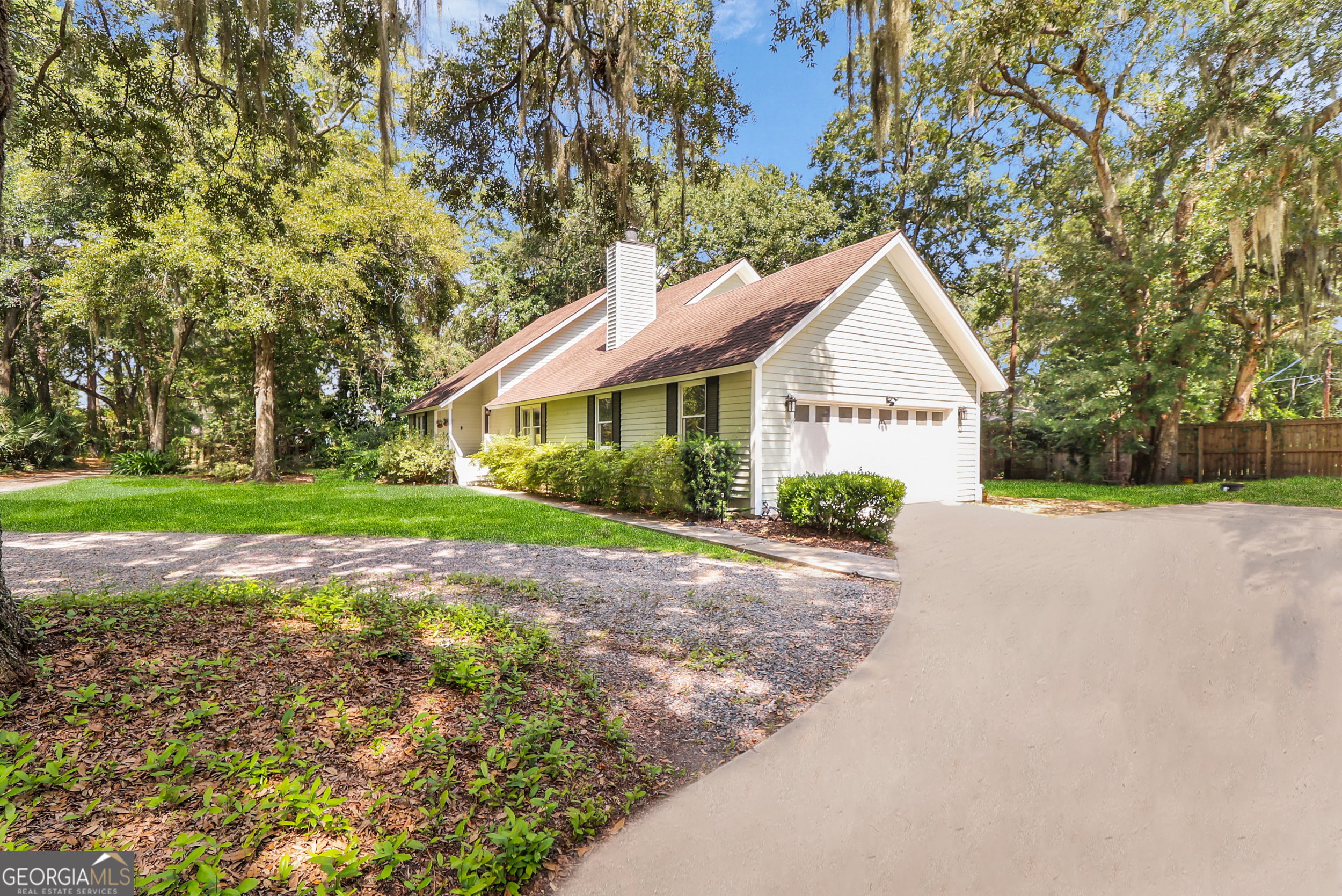 1024 Walthour RD
