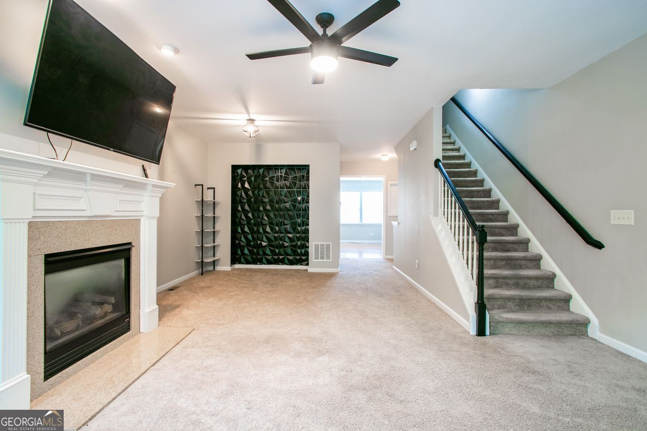 4358 GROVE FIELD