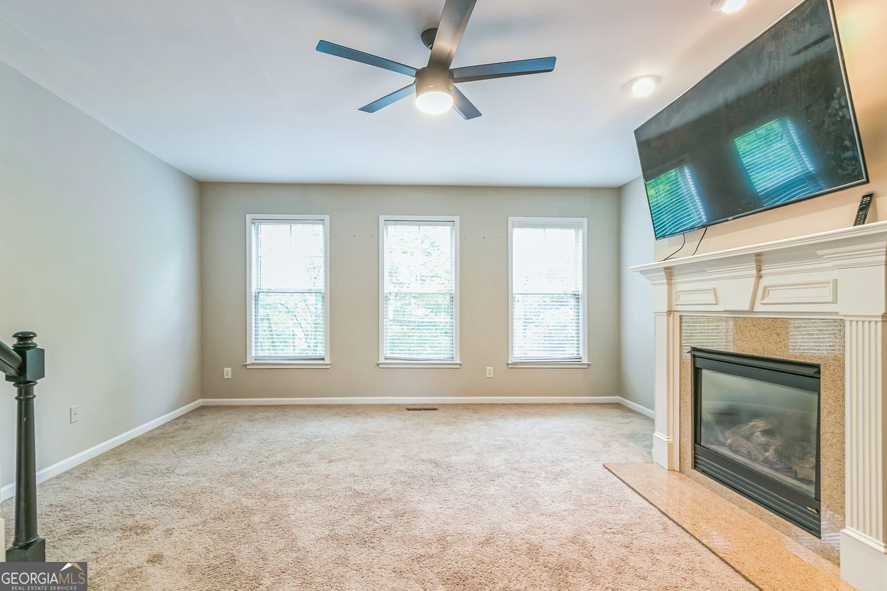 4358 GROVE FIELD
