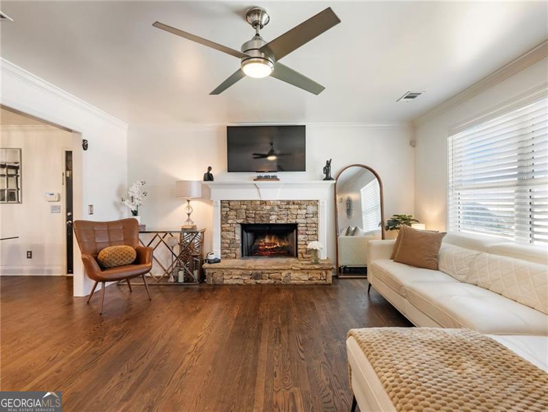 6670 Spout Springs RD