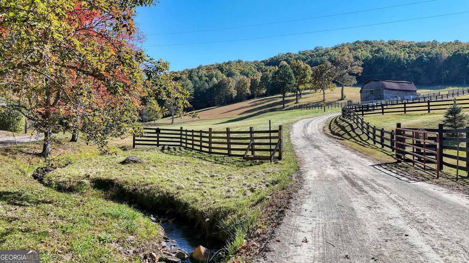 16AC Richards Branch Road