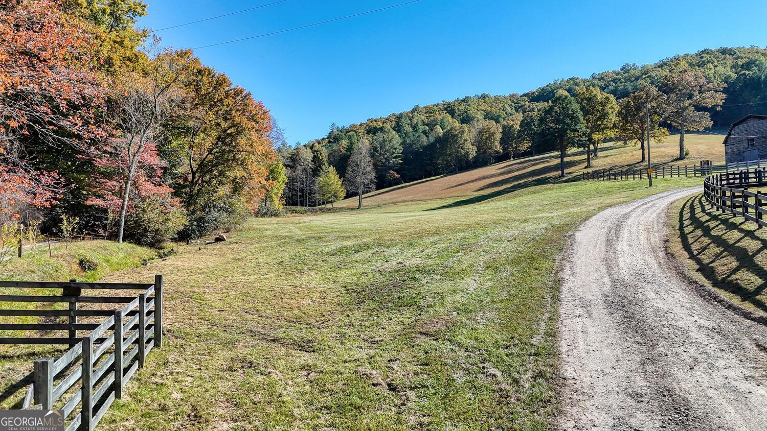 16AC Richards Branch Road