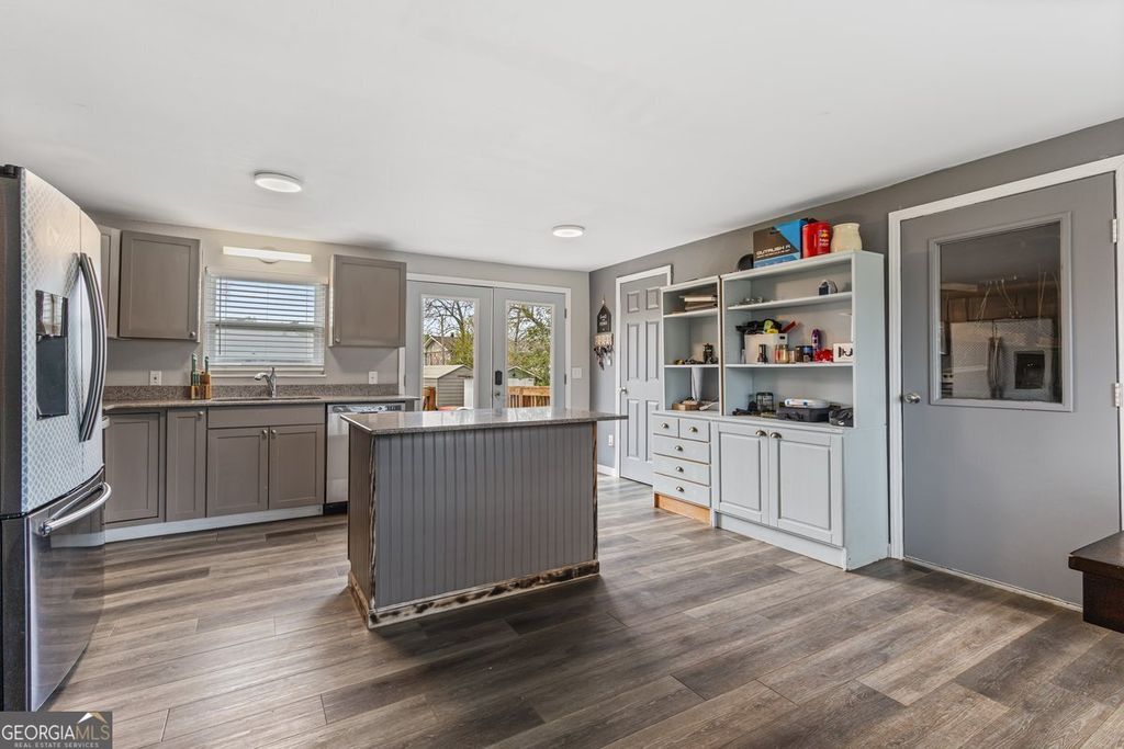 Photo of 1975 Cloud Springs Rd, Rossville, GA 30741 (MLS # 10727333)