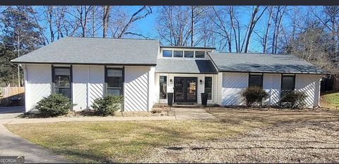 2745 Shadow Pine DR Roswell GA 30076